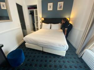 Superior Double or Twin Room room in Etoile Trocadero