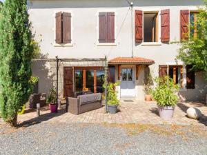 Maisons de vacances Countryside holiday home with pool : photos des chambres