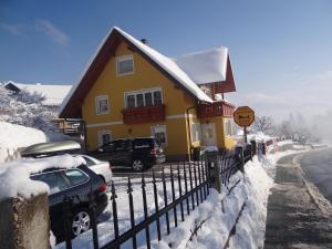 Apartments and Rooms With View on Bled