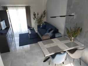 Apartament Come in