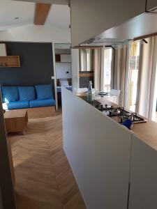 Campings Mobilhome la carabasse : photos des chambres