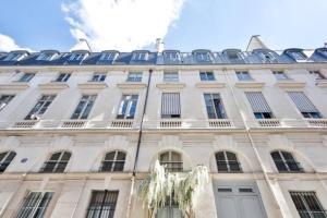 Appartements Amazing&Typical Parisian! view on Palais Royal-2P : Appartement 1 Chambre