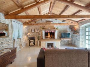 Holiday Home Hrelja by Interhome