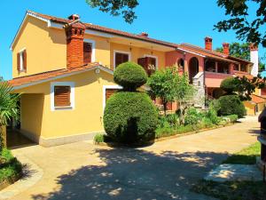  Apartment JAKOV (ROJ432), Pension in Žminj