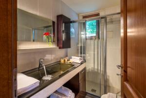 Spilia Village Hotel & Villas