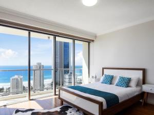 Towers of Chevron - Private Apartments - Hosted by Coastal Letting Co.