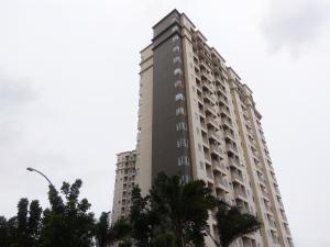 New Furnished with Cozy Stay @ Studio Mustika Golf Residence Apartment By Travelio