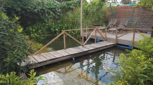 Moon Garden Homestay - cozy cabin and natural pool in Tay Ninh