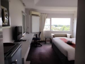 V Verve Service Apartment Hotel