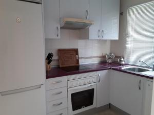 Holidays & Homes, Calahonda Royale Lirio, 300 m playa