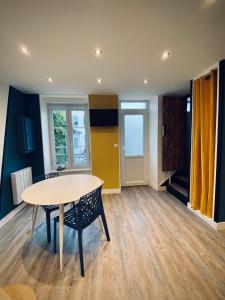 Appartements Gite « Au bord des Embruns » : photos des chambres