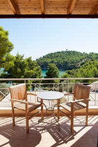 Alonissos Beach Bungalows And Suites Hotel Alonissos Greece