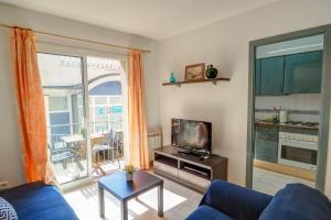 Parellades Apartment by Hello Homes Sitges