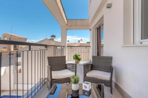 Casco Antiguo 1 Piscina, Terraza y Parking by Vero