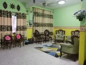 KLUANG BARAT HOMESTAY - Kampong Bentong