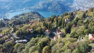 B&B Villa Mirandola - Brunate