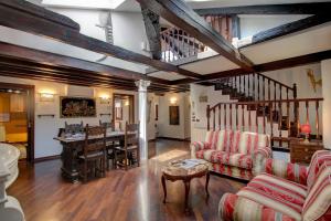 Marcopolo Private~Terrace