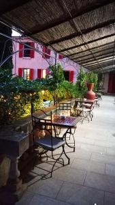 Hotels Hotel Les Orangers : Chambre Double avec Terrasse et Climatisation