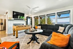 On the Waterfront - Fish Haven