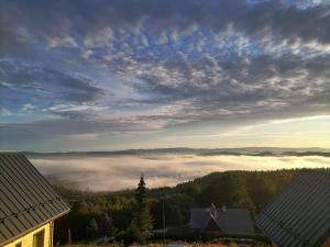 Górskie domki w Karkonoszach z widokiem