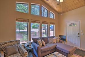 Forest-View Retreat in Payson, Close to Hiking!