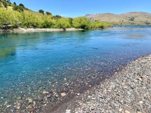 Great Views Fly Fishing Cabin Chimehuín Patagonia