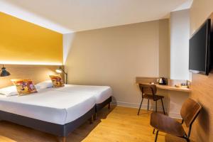 Hotels Hotel du Nord, Sure Hotel Collection by Best Western : Comfort Twin Room - Patio Side - Non remboursable