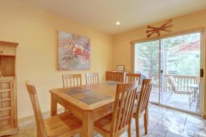 75 Corinthian 3Br 3Ba Spacious Layout, Private Garage