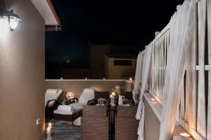 Castello Luxury Residence with Private Jacuzzi