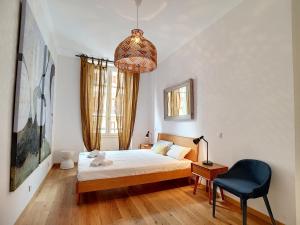 Nestor&Jeeves - COLIBRI PRESTIGE - Central - Close sea