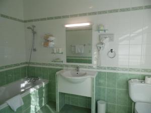 Hotels Clos de Vallombreuse, The Originals Relais (Relais du Silence) : photos des chambres