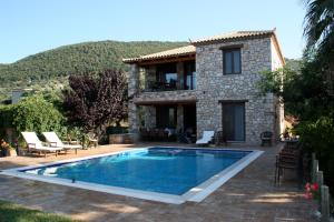 Castello Bellos Villas & Apartments