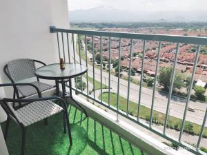 HOMESTAY NazIPOH Meru
