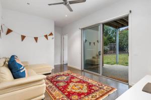 Aireys Coastal Beach House Luxury with Ocean Views