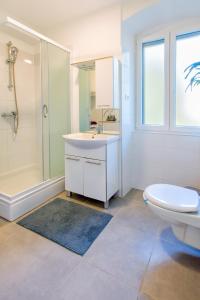 Summer stone pleasure