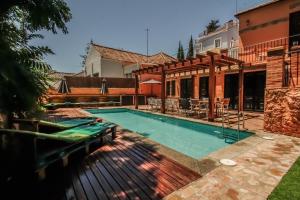 Villa Regionalista principios Siglo XX 1919 -Pedregalejo-Baños del Carmen-A UNOS METROS DEL MAR!!! PISCINA CLIMATIZADA BAJO PETICION