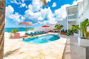 Caprice 7 -Oceanfront Villa - Gated Community with Pool