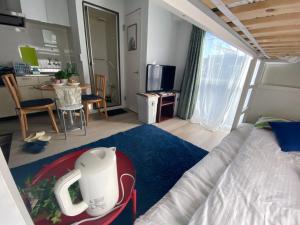 Takemura Building 302