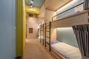 Phòng Tập Thể Tiêu Chuẩn 6 Giường (Standard 6 Bed Dormitory)