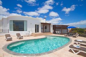 Villa room in Villa Calero Acentejo Dos - A Wonderful 5 Bedroom Villa - A Short Stroll to the Resort