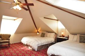 Brockamour Manor Bed and Breakfast