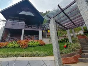 Biệt Thự 3 Phòng Ngủ (Three-Bedroom Villa)