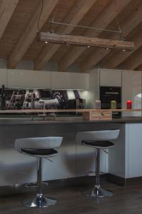 Joes Place - luxury lifestyle apartment