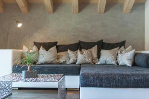 Joes Place - luxury lifestyle apartment