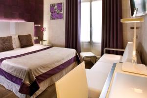 Hotels Hotel des Arceaux : photos des chambres
