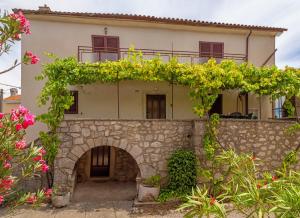 Traditional mediterranean villa 