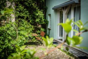 "goethezimmer" Ferienwohnungen an der Ilmbrücke