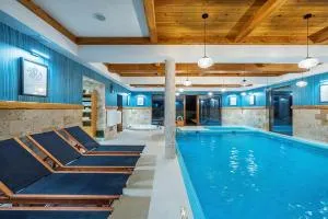 Villa Źródło & Spa - 巴德霍夫斯基库佩莱