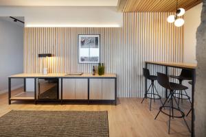 Jai Alai 54 by FeelFree Rentals