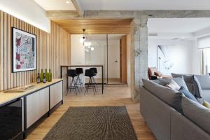 Jai Alai 54 by FeelFree Rentals